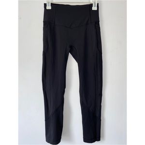 lululemon leggings ALL IN THE RIGHT PLACES CROP